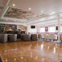 Кормовой бар на теплоходе «Максим Литвинов»