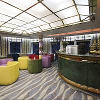 Панорамный бар на теплоходе «Максим Литвинов»